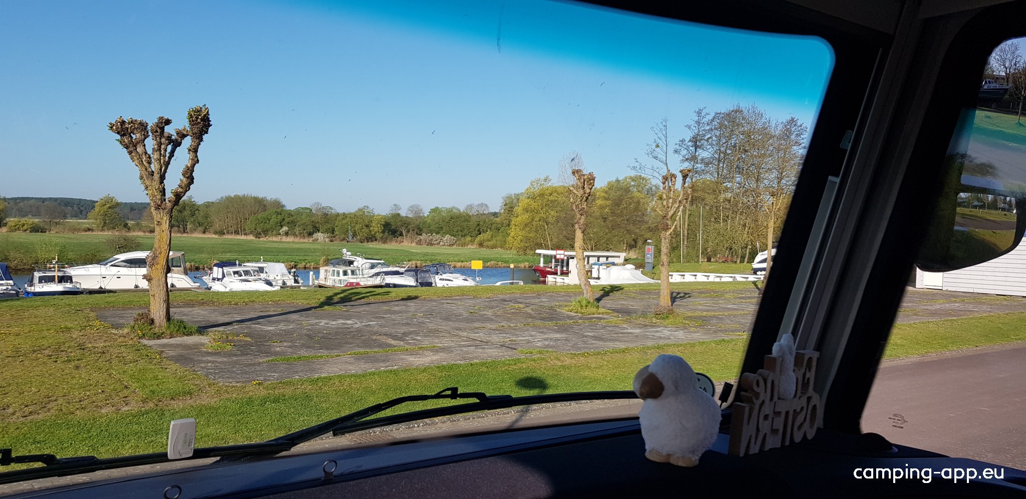 Stellplatz an der Marina Wesenberg — Photo 5