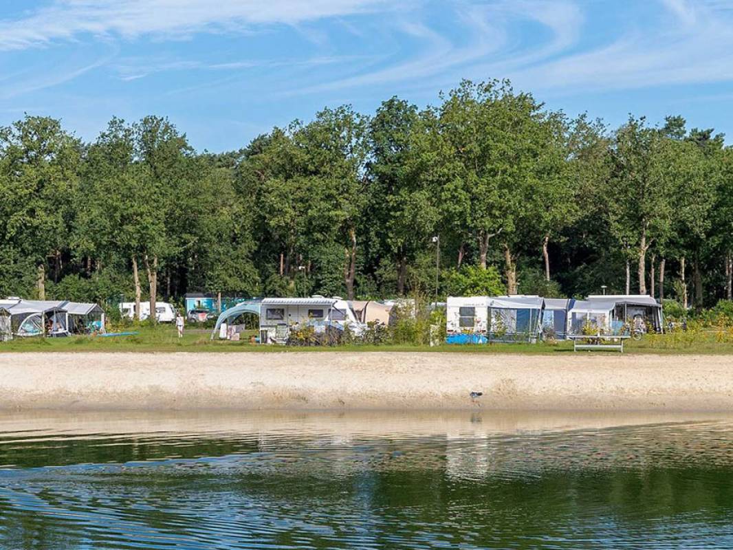 Molecaten Park Kuierpad — Campsite in Wezuperbrug