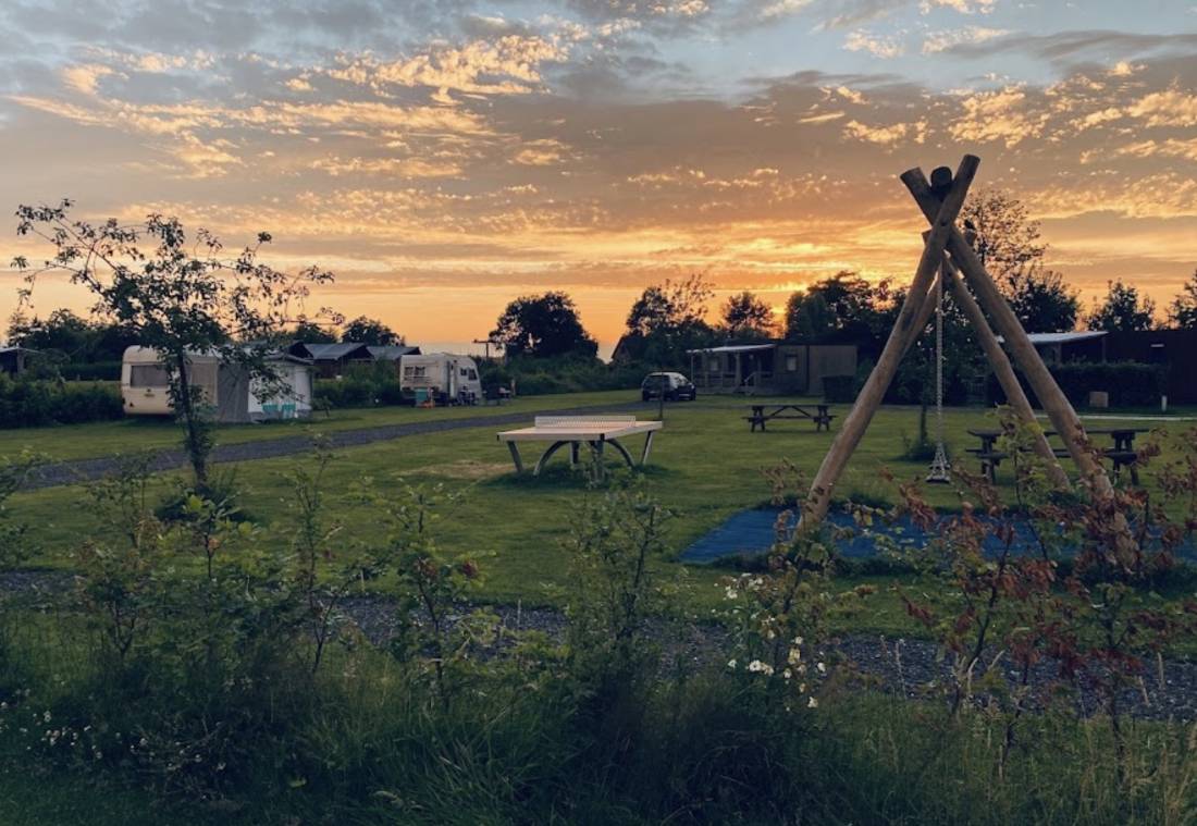 Camping Natuurlijk de Veenhoop — Campsite in De Veenhoop