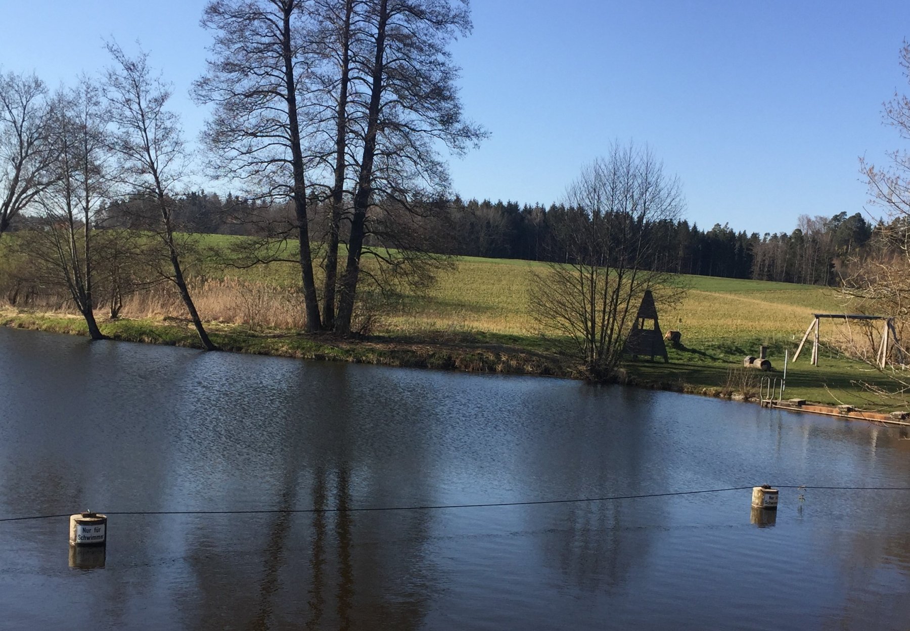 Stellplatz Naturbadesee Gschwend