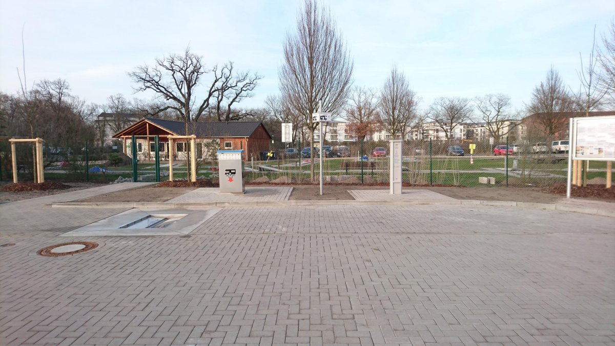 Wohnmobilstellplatz am Badeland — Photo 2