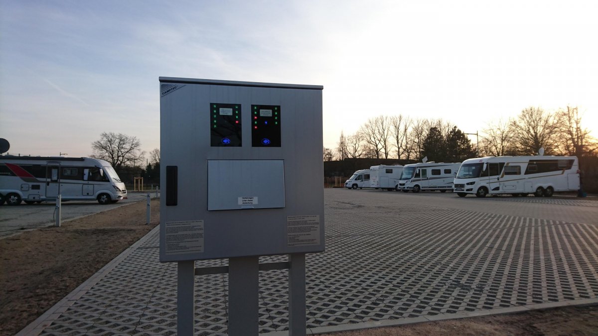 Wohnmobilstellplatz am Badeland — Photo 3