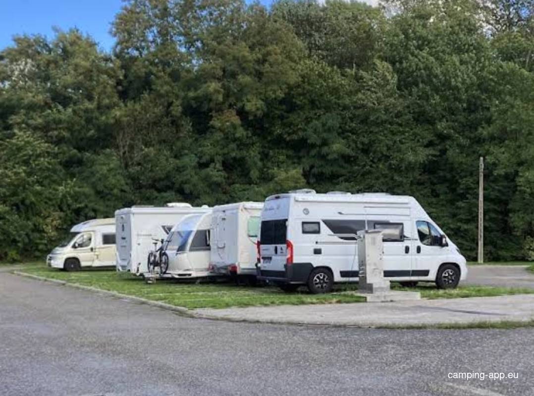 Stellplatz Phalsbourg (max. 3,50 m Höhe) — Photo 2