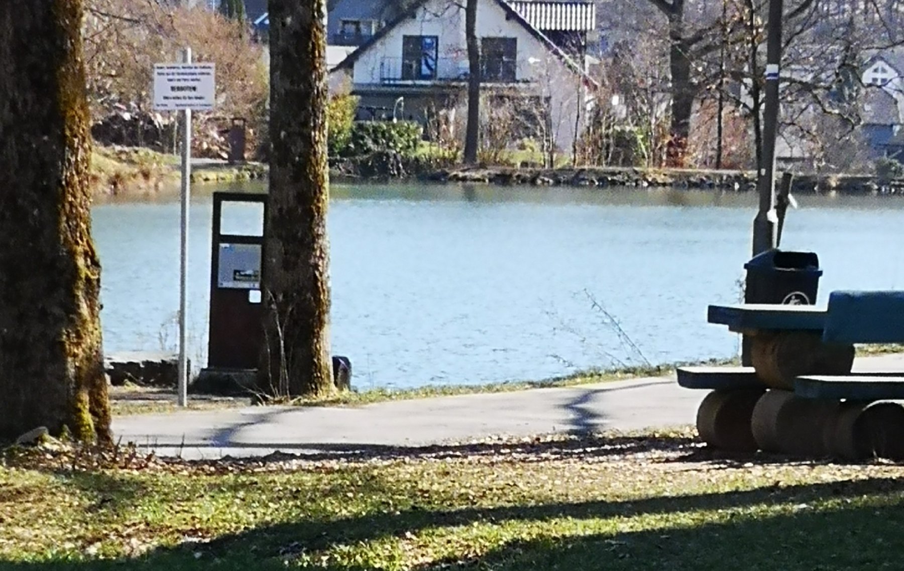 Stellplatz Freibad Gambachsweg — Motorhome pitch in Freudenberg