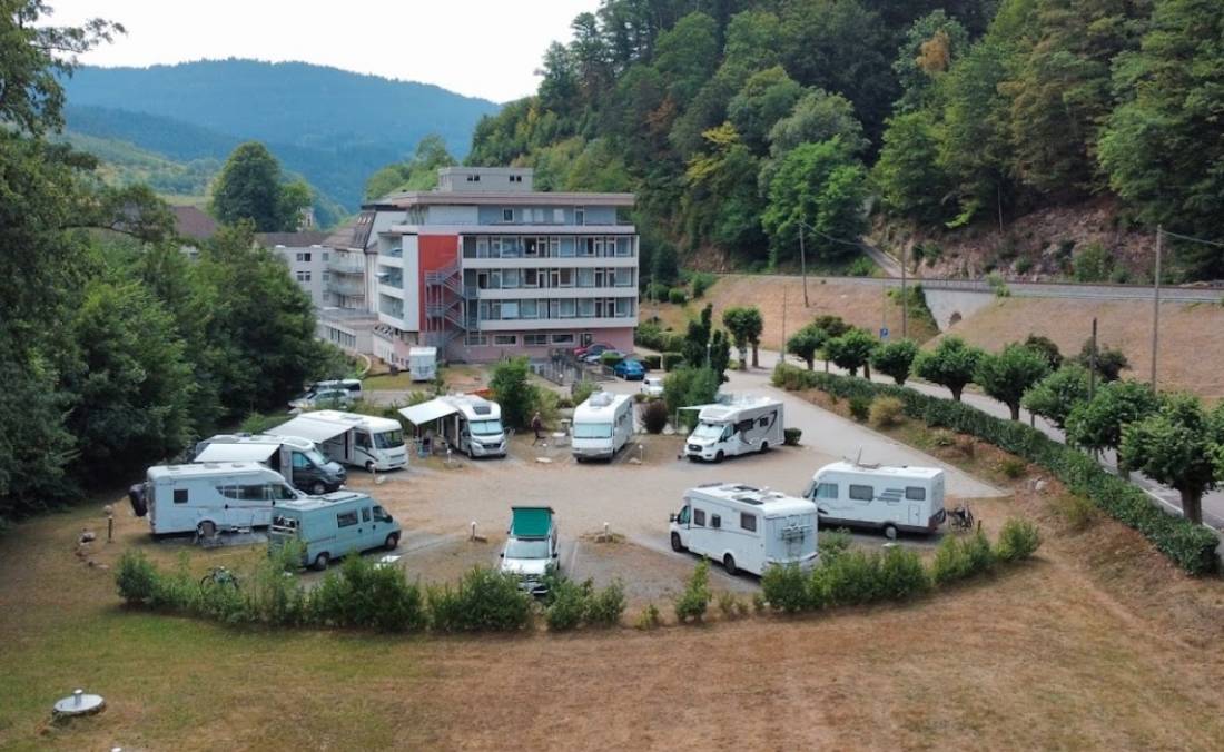 Reisemobilstellplatz An den Heilquellen — Photo 2