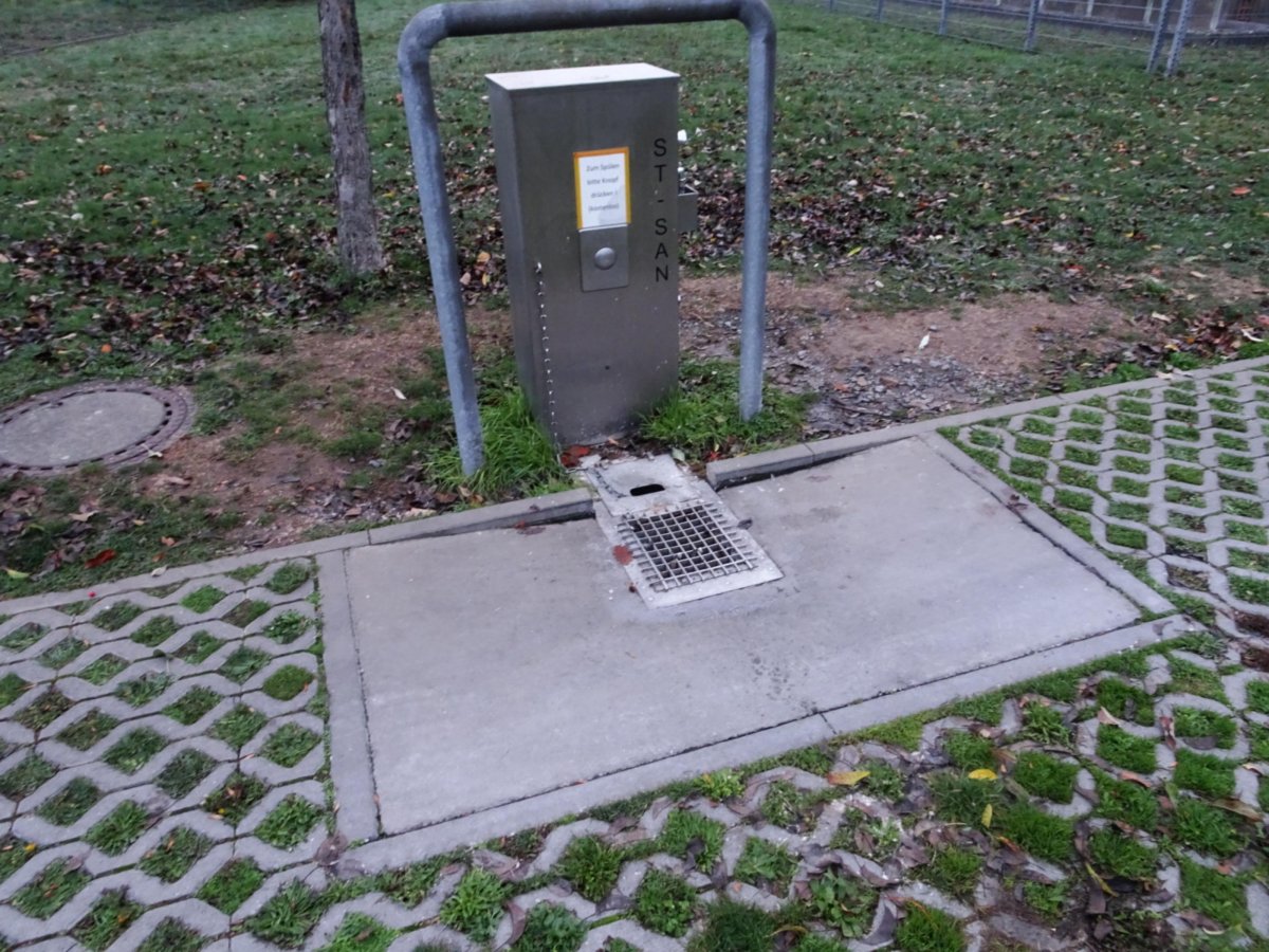 Stellplatz Winzerfestplatz — Photo 4