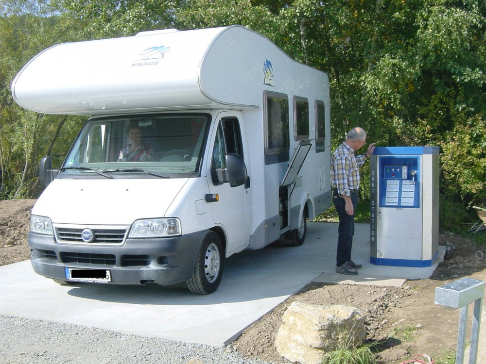 Stellplatz beim Wassersportclub Eibelstadt — Photo 2