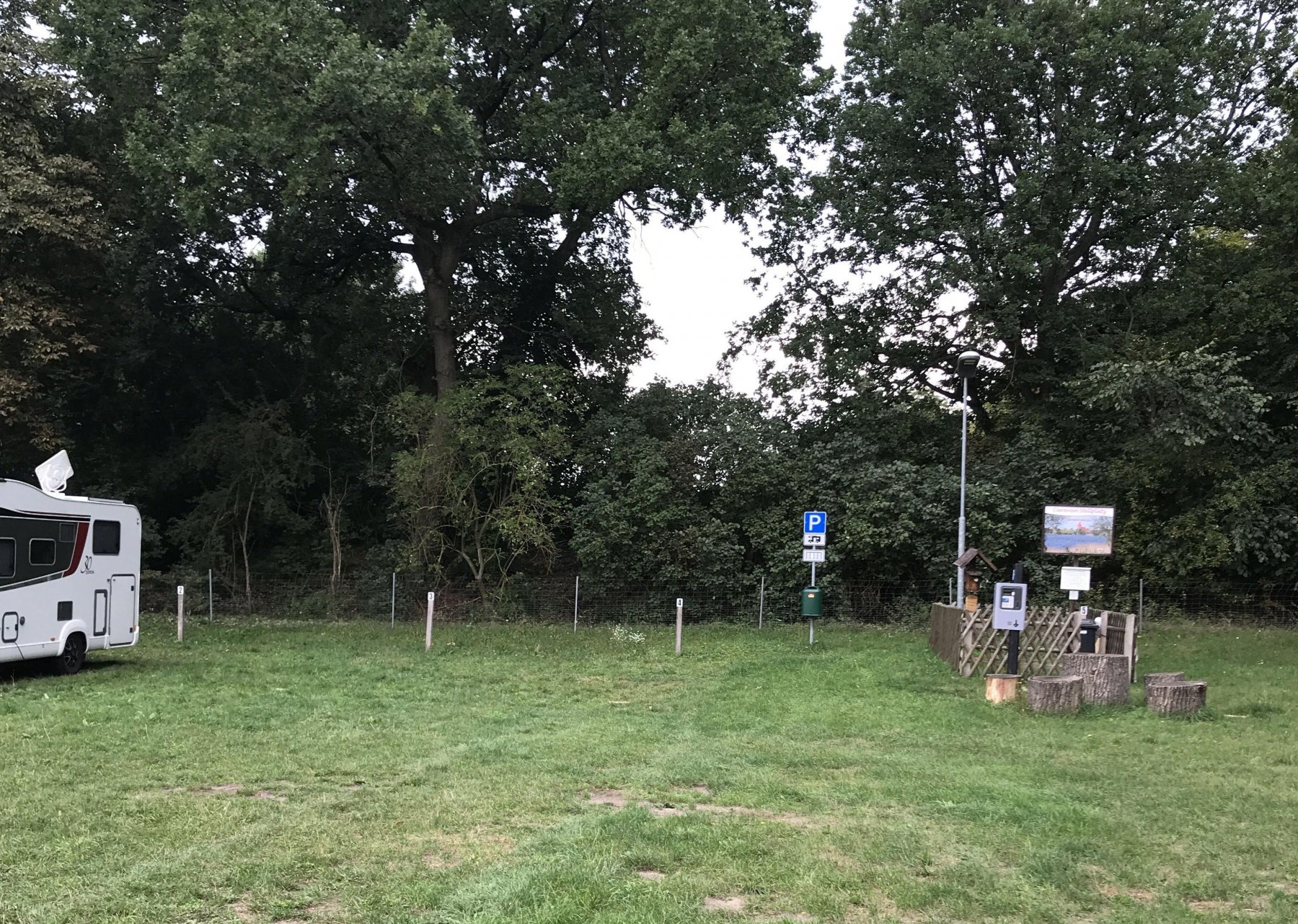 Caravan Stellplatz Am Criwitzer See — Karavanové stání in Crivitz