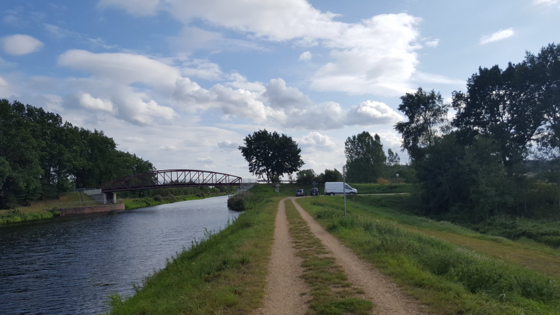 (gechlossen) Direkt am Elbe- Lübeck-Kanal — Photo 2