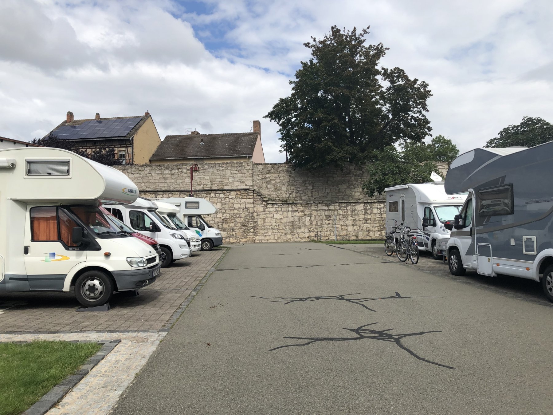 Wohnmobilstellplatz "Engelsgarten" Mühlhausen/Thür. — Photo 2