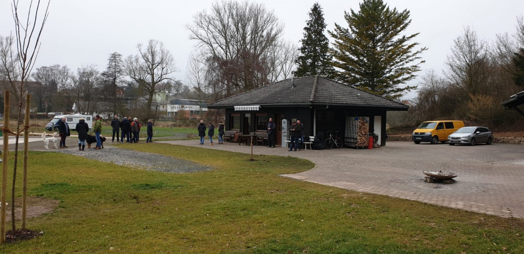 Wohnmobilhafen unter dem scharfen Stein — Photo 4