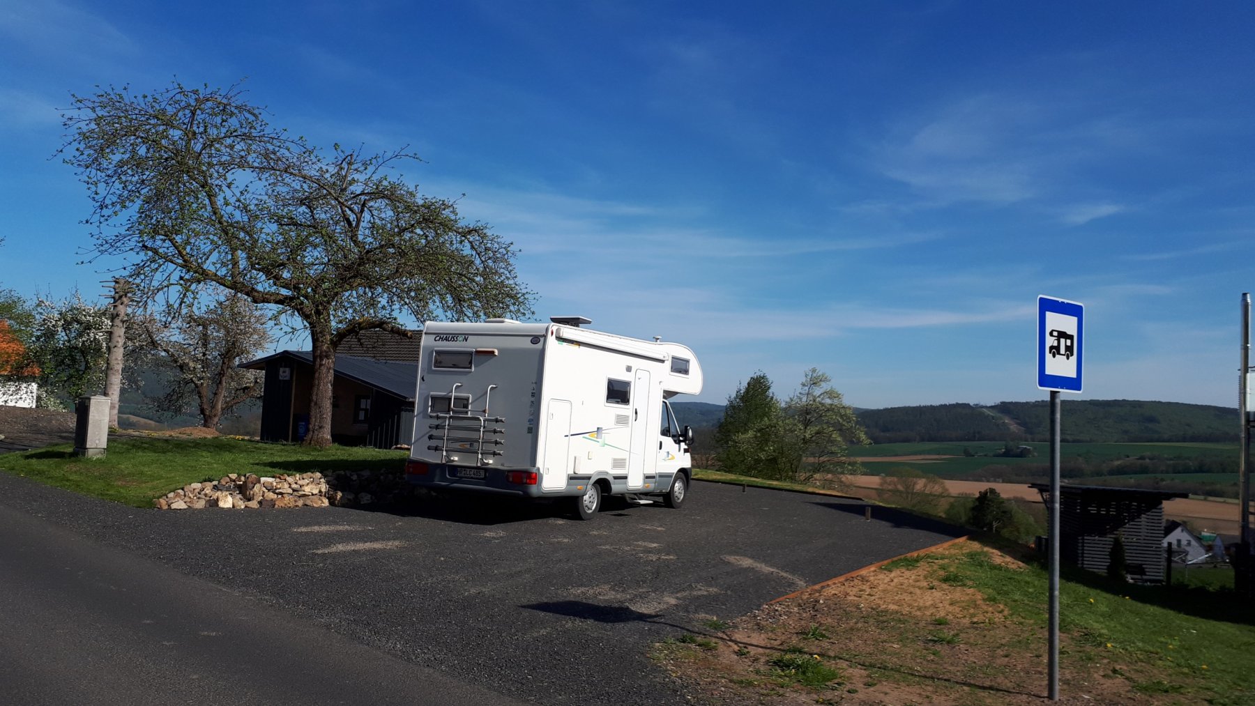 Wohnmobilstellplatz Alte Schreinerei Malsfeld-Elfershausen Wilfried — Photo 4