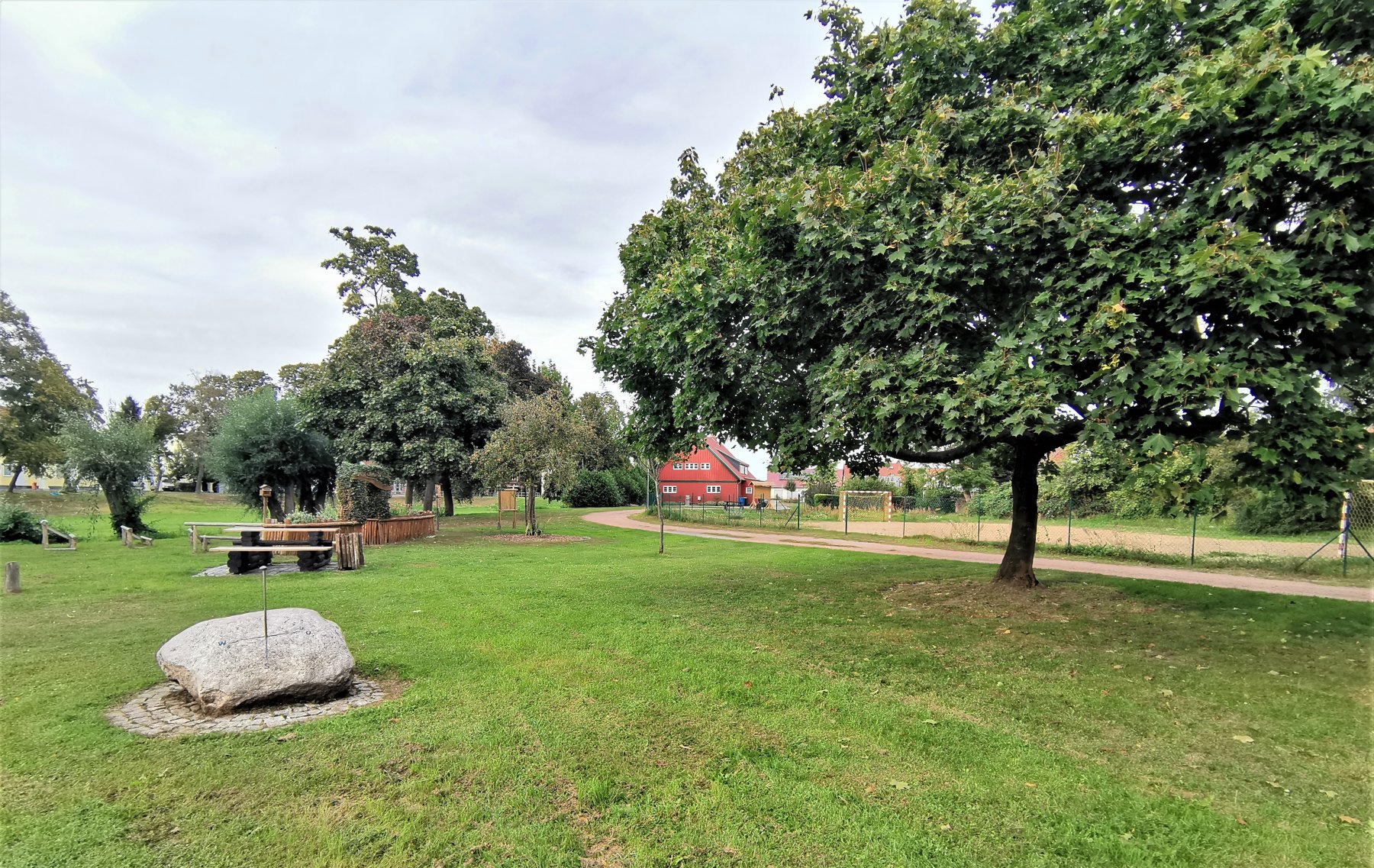 Caravan-Stellplatz — Photo 3