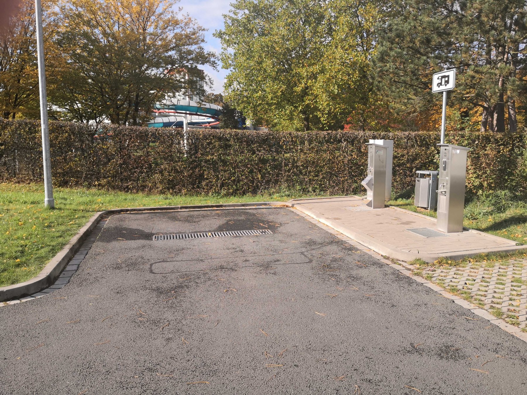 Stellplatz Am Hallenbad — Photo 2