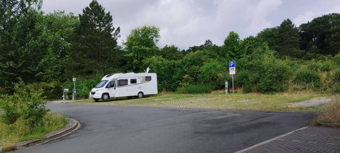 Stellplatz Am Hallenbad — Photo 4