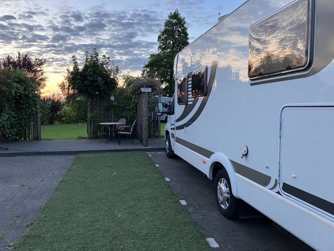 Camperpark it Tún-Hûs — Campsite in Anjum