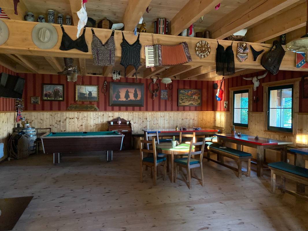 Horse Lake Ranch — Photo 5