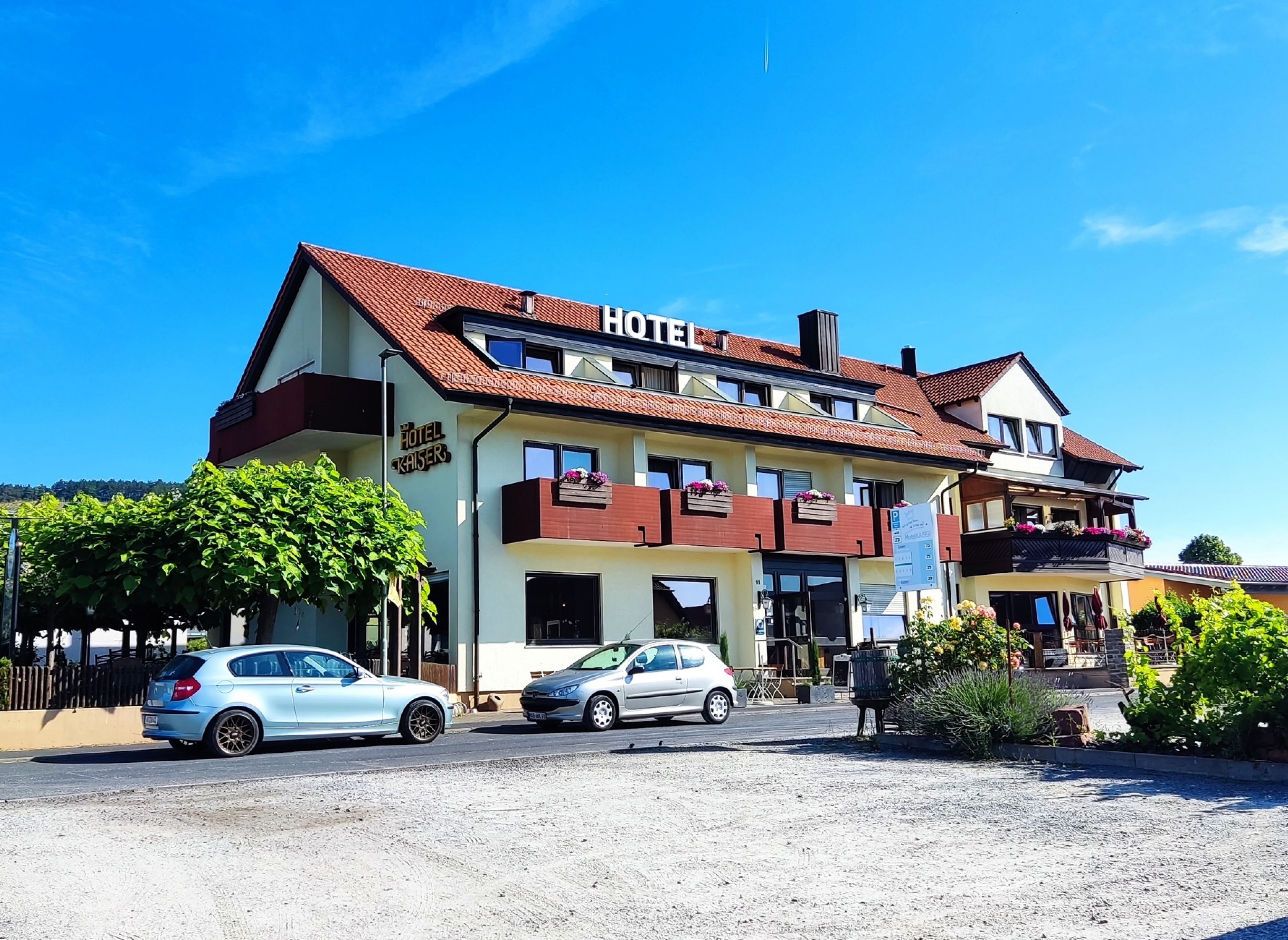 Stellplatz Hotel Kaiser — Photo 3