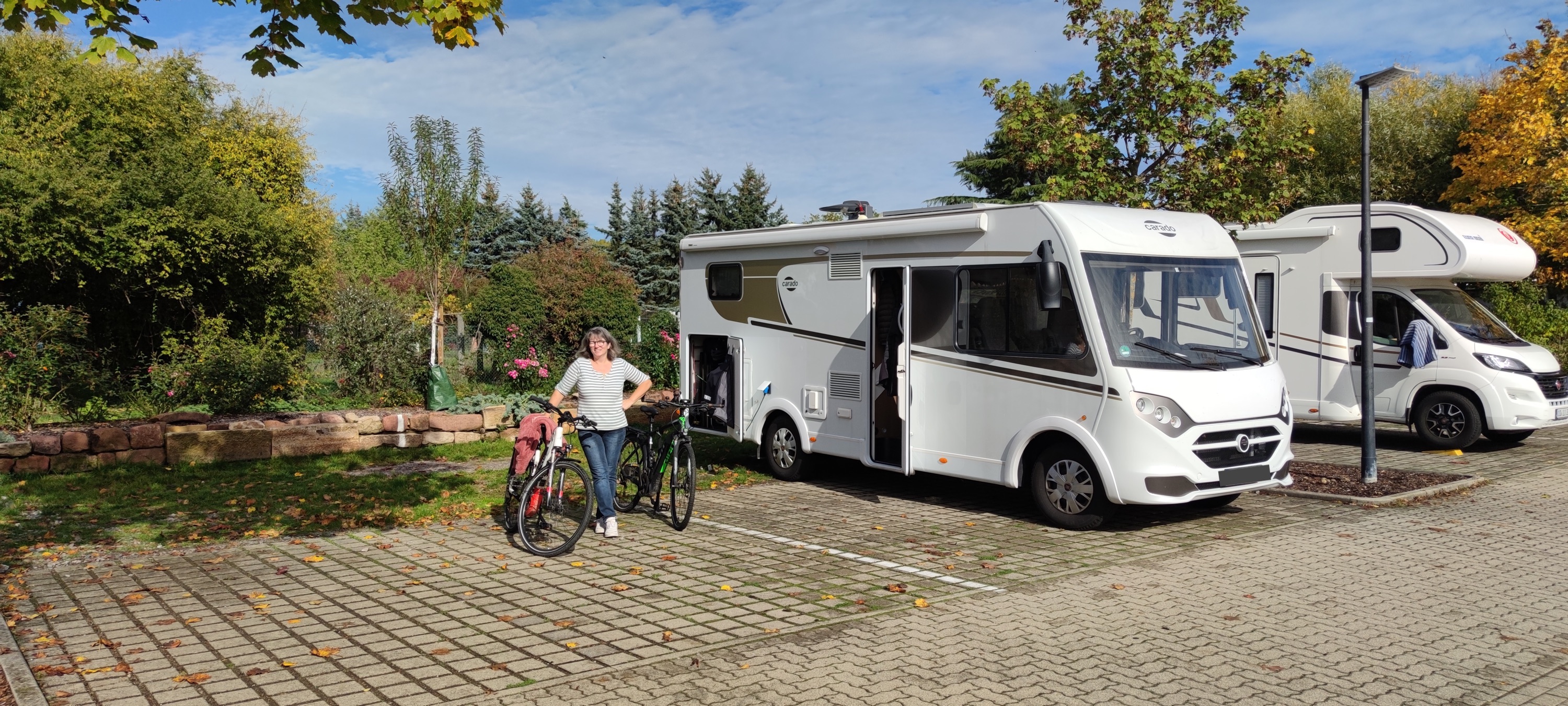 Stellplatz Offenbach an der Queich — Motorhome pitch in Offenbach an der Queich
