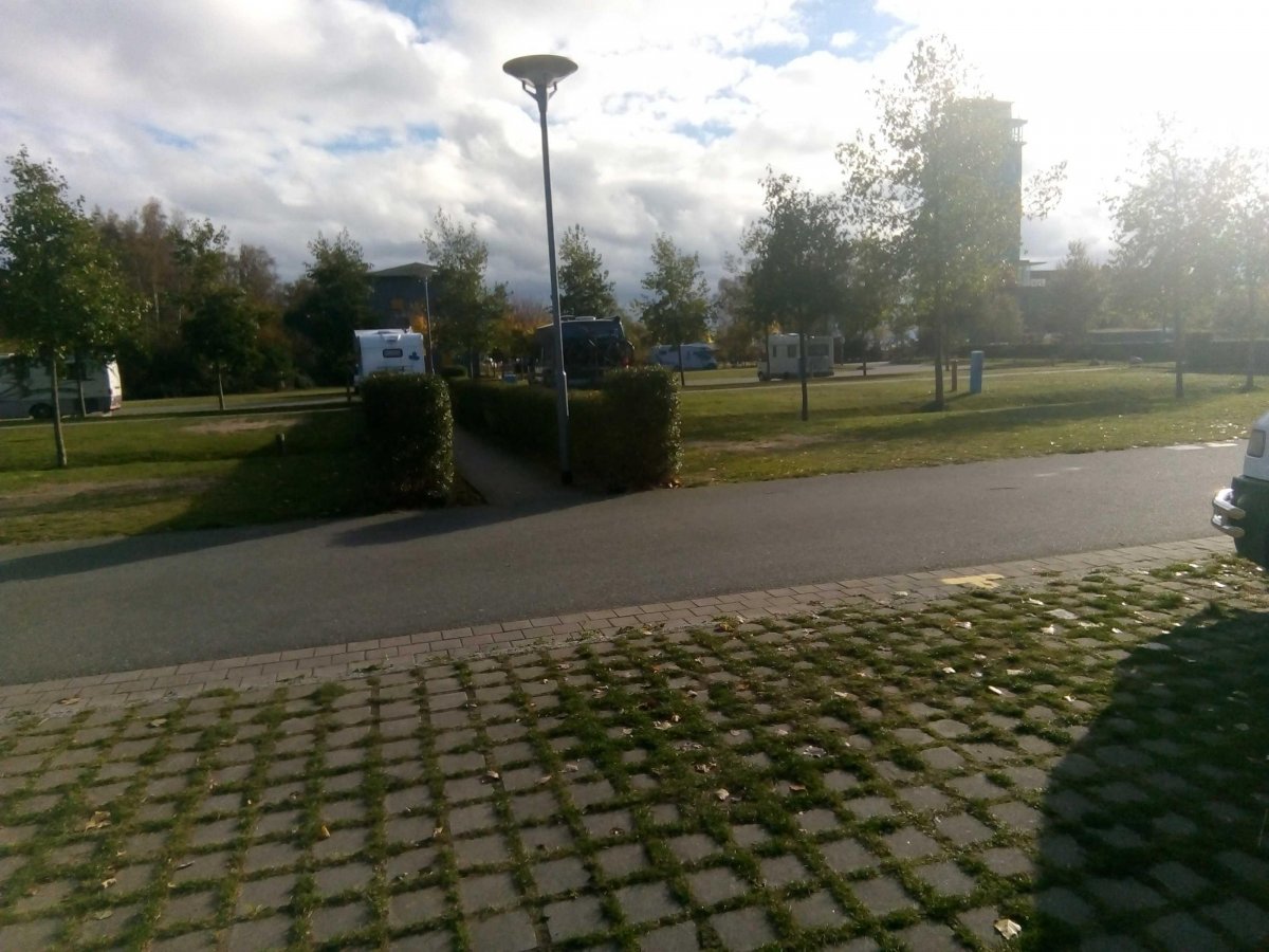 Wohnmobilstellplatz Ostsee Neustadt — Photo 2