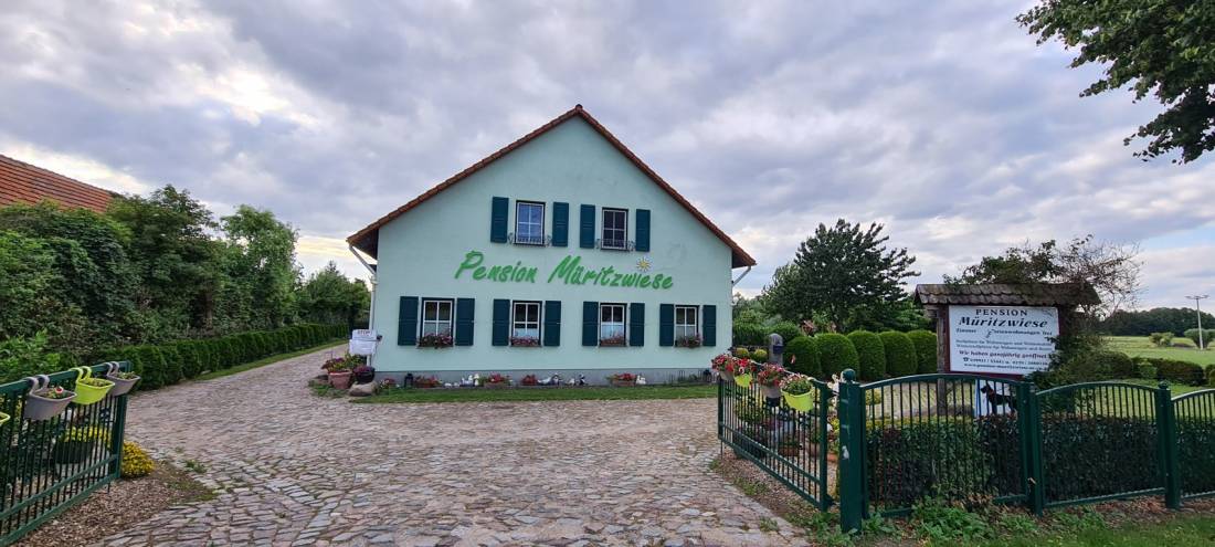 Stellplatz Pension Müritzwiese — Motorhome pitch in Gotthun