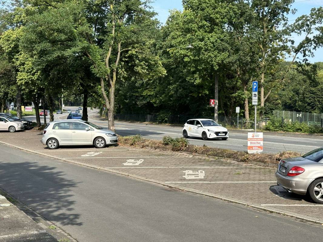 Parkplatz Kanalstrasse — Photo 3