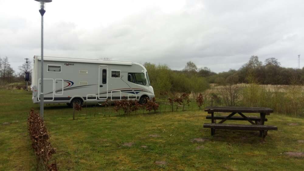 Stellplatz an der Paddel & Pedal Station Rhauderfehn