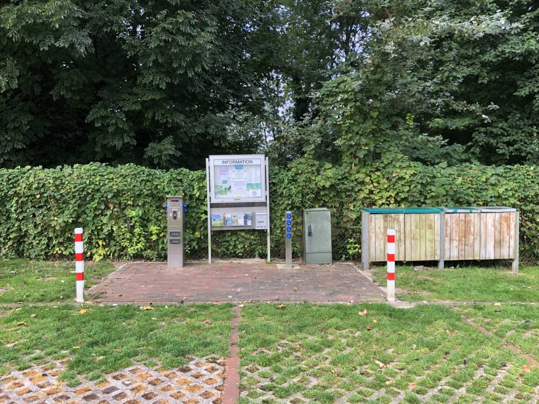 Stellplatz Ditzumerverlaat — Motorhome pitch in Bunde