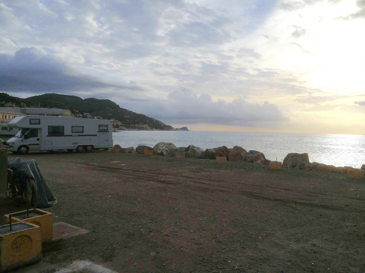 Campingapp.eu Area sosta camper caprazoppa Finale