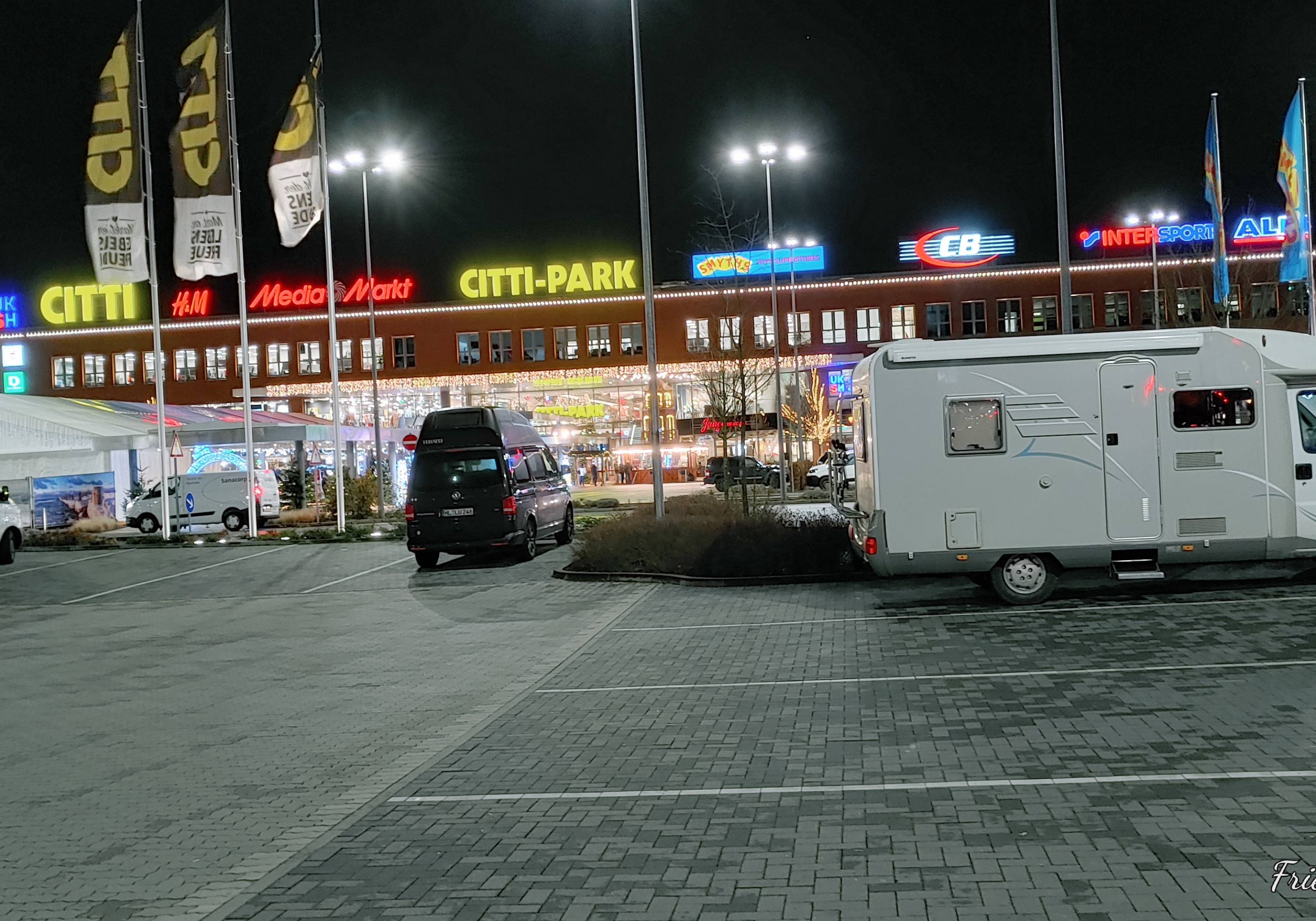 Stellplatz am Citti-Park Lübeck — Photo 2