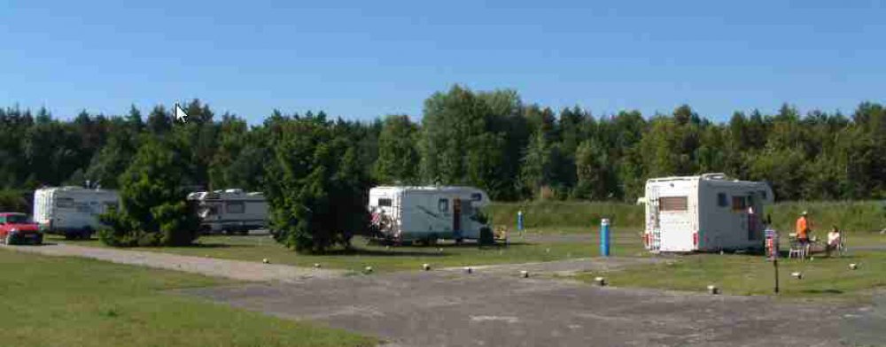 Wohnmobil-Oase Prora Rügen — Photo 2