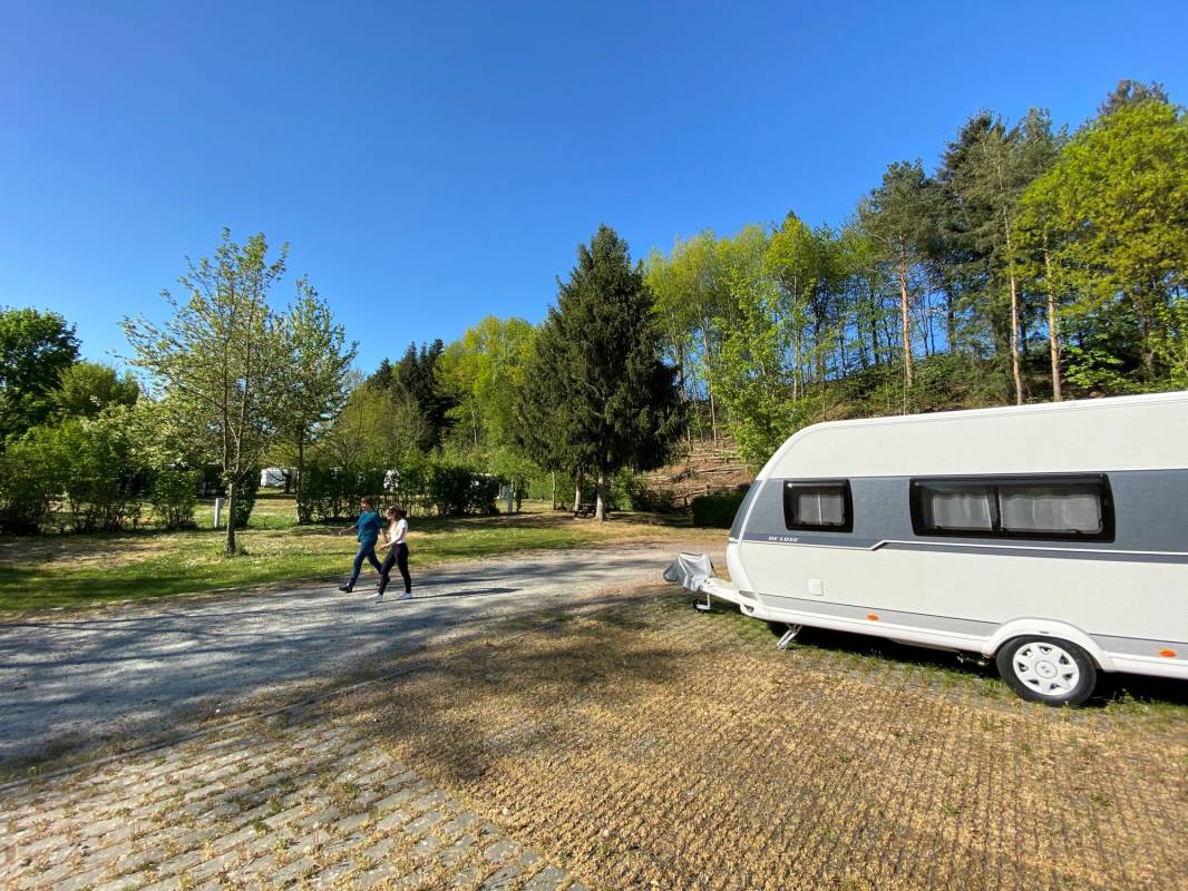 Nibelungen-Camping am Schwimmbad