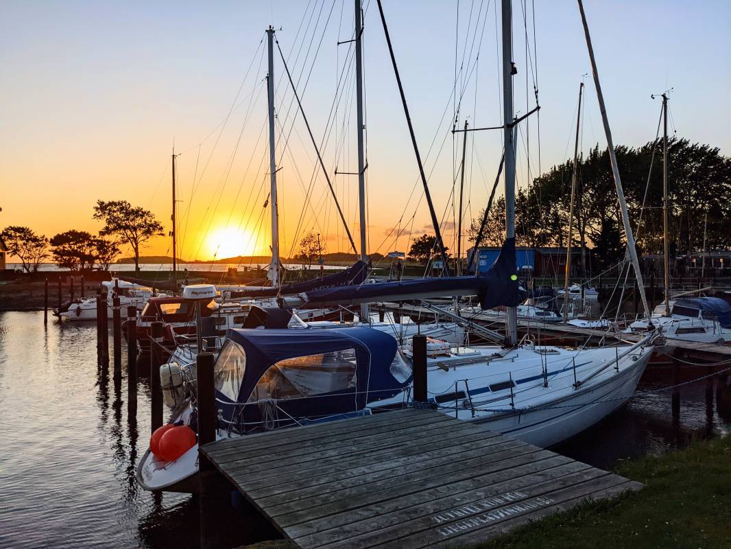 Wohnmobilstellplatz Scheel Orth Fehmarn — Photo 2