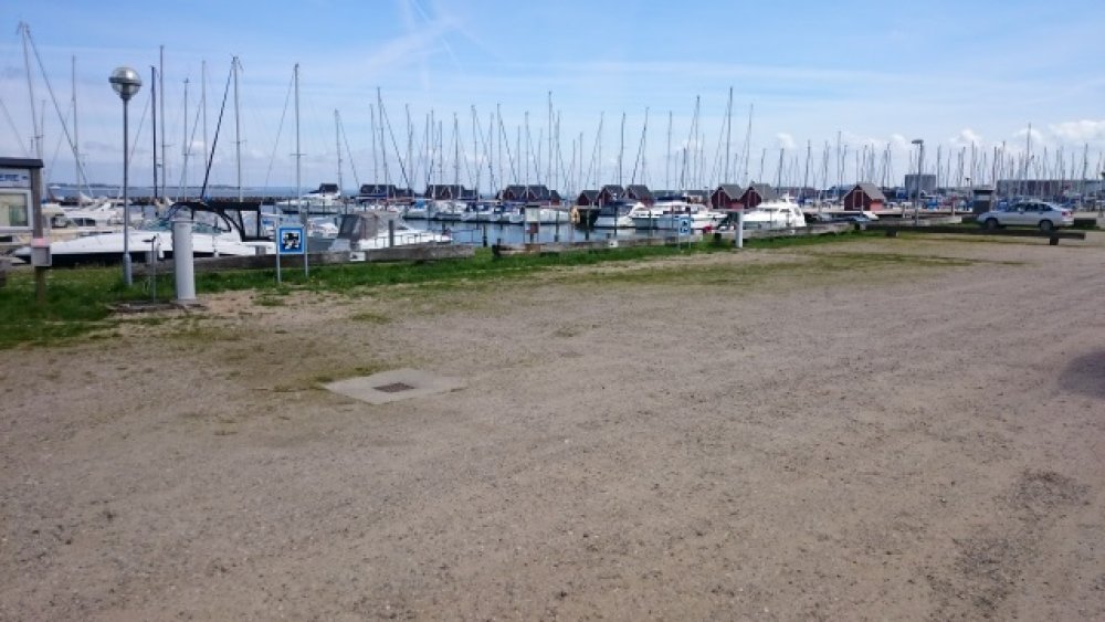 Autocamperplads Struer — Motorhome pitch in Struer