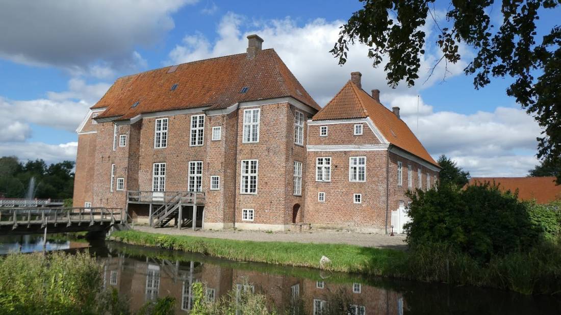 Stellplatz am Schloss Gram