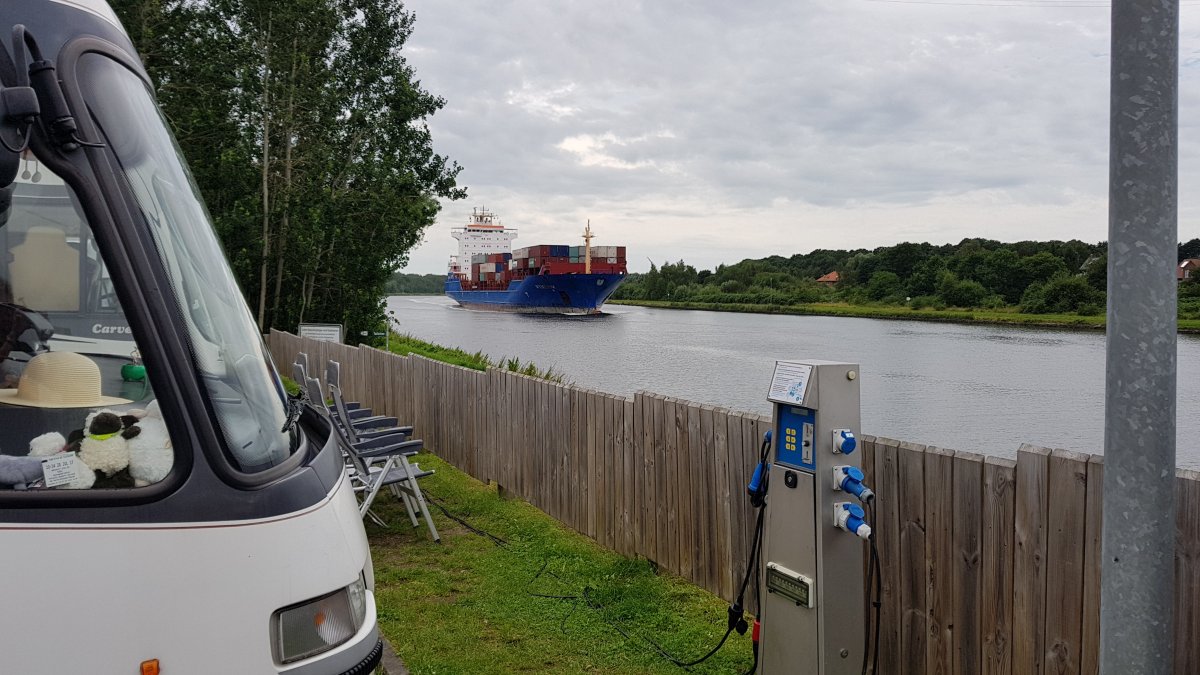 WohnmobilPark Schacht-Audorf (Nord-Ostsee-Kanal) — Photo 3